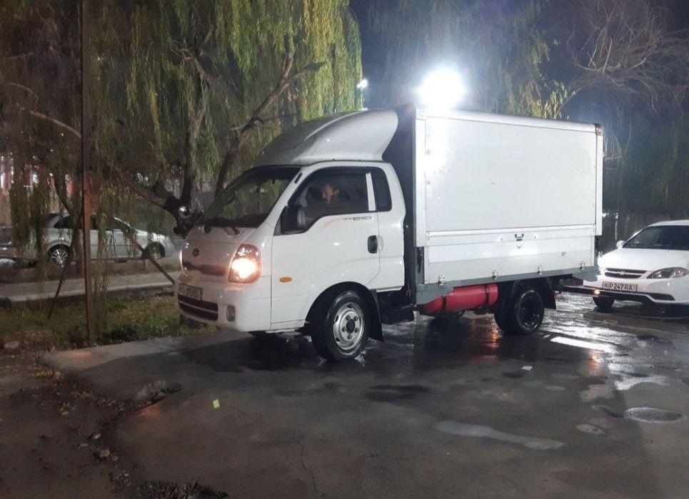 Продается Киа Бонго 2015 метан