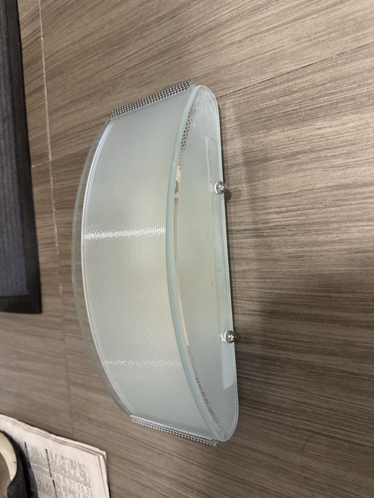 Люстра  настенная