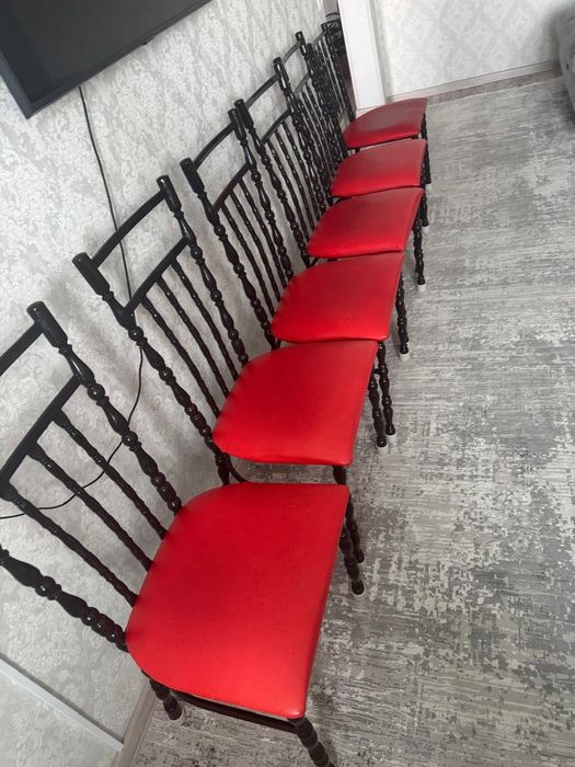 Продам 6 шт стульев