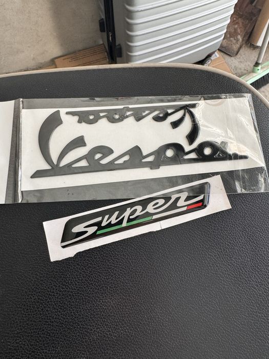 Стикери за веспа GTS