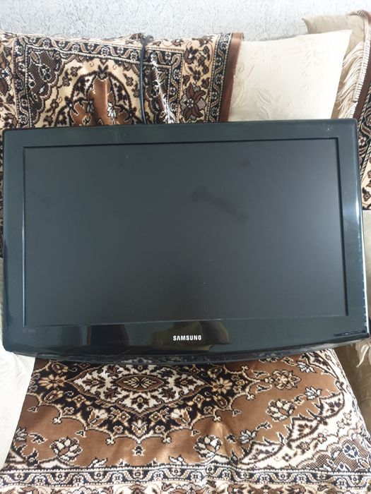 Продам телевизор Samsung 81см