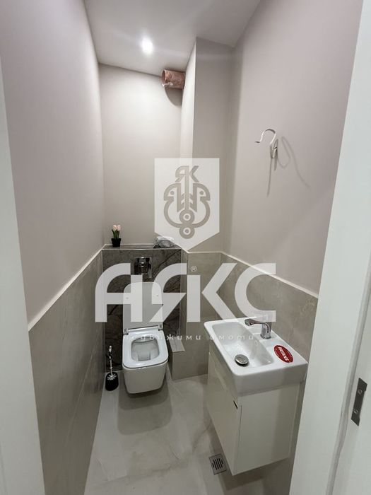 Дава се под наем Тристаен апартамент в София, Студентски град - 123 кв.м за 918 € - Снимка #5