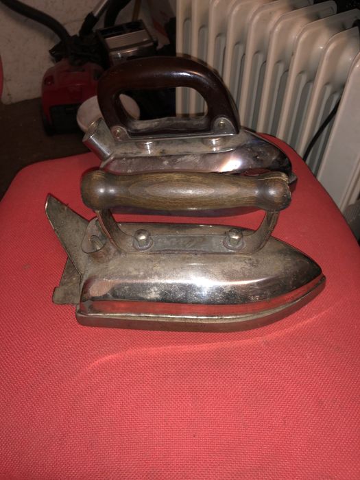 Ютия старинна и запазена