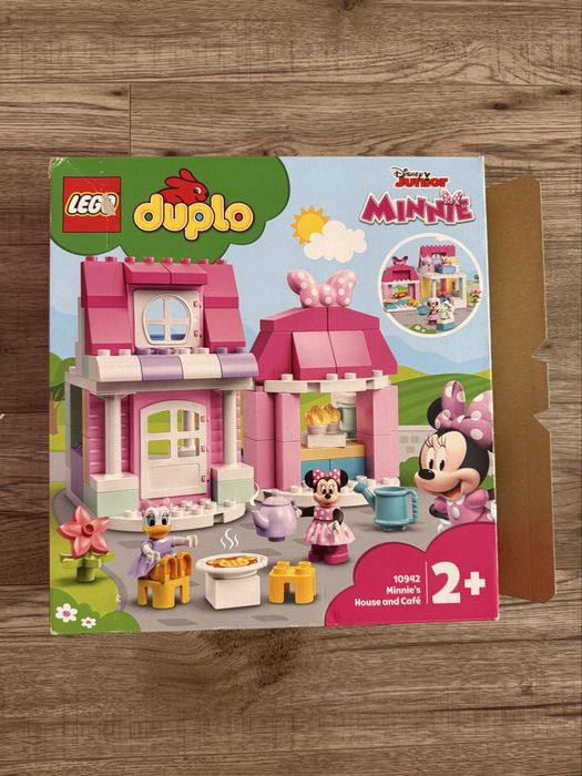 Lego Duplo Minnie’s House and Cafe