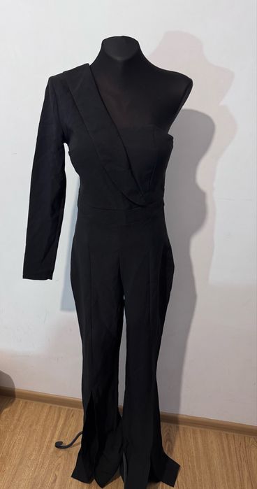 Комбинезон приталенный вечерний