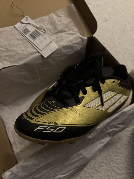 Adidas Messi Бутонки златни 35 1/2