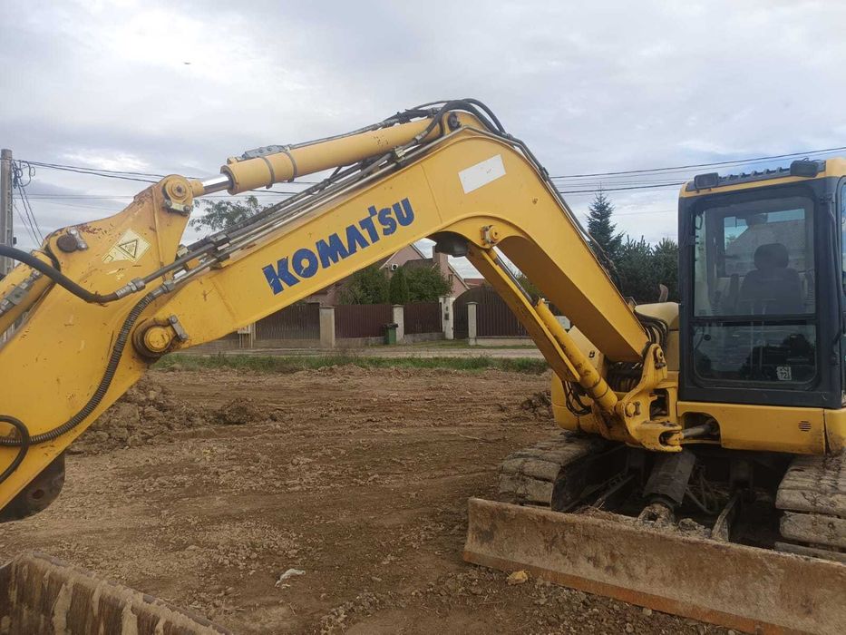 Excavator Komatsu PC80MR-3 An fabricatie : 2009, Greutate : 7550 Kg