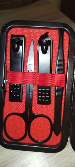 Комплект за маникюр