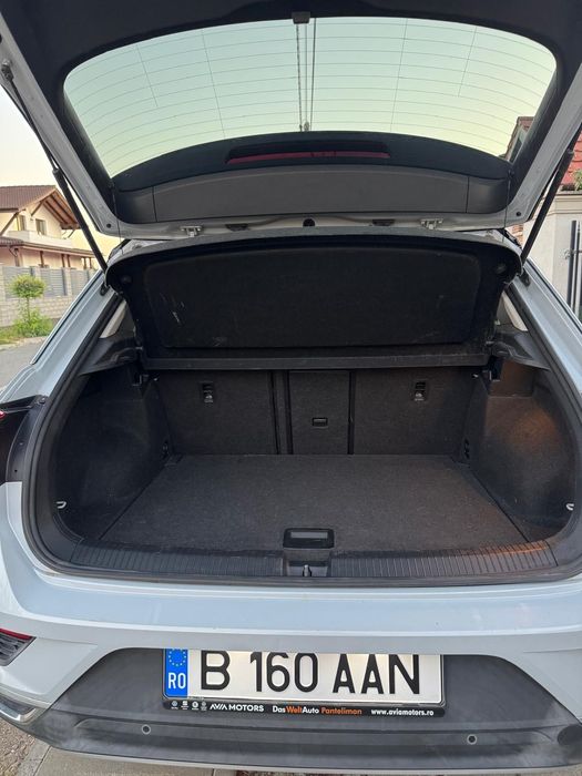 Volkswagen T-Roc 2.0 TDI 150 CP DSG 4Motion – Panoramic – Piele bicoloră – 121.297 km