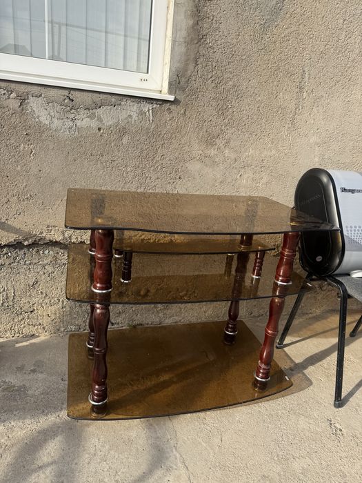 Стол и подставка для телевизора