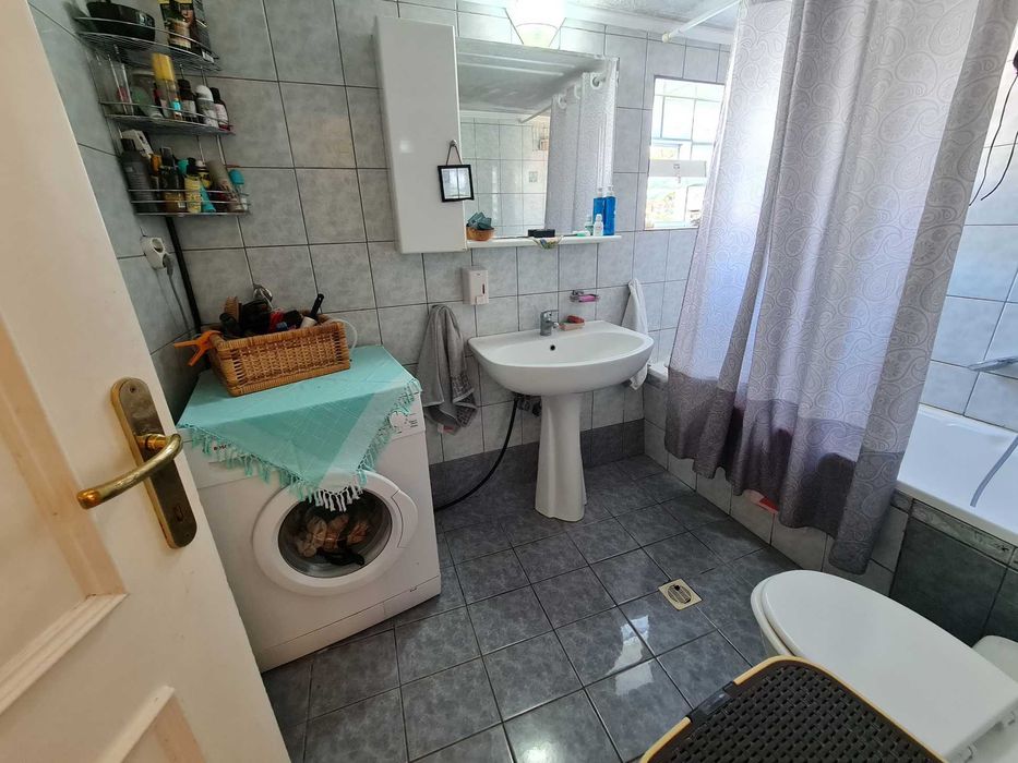 ПРОДАВА се самостоятелна къща 270 кв.м. във Вирона Кавала (код 4380)