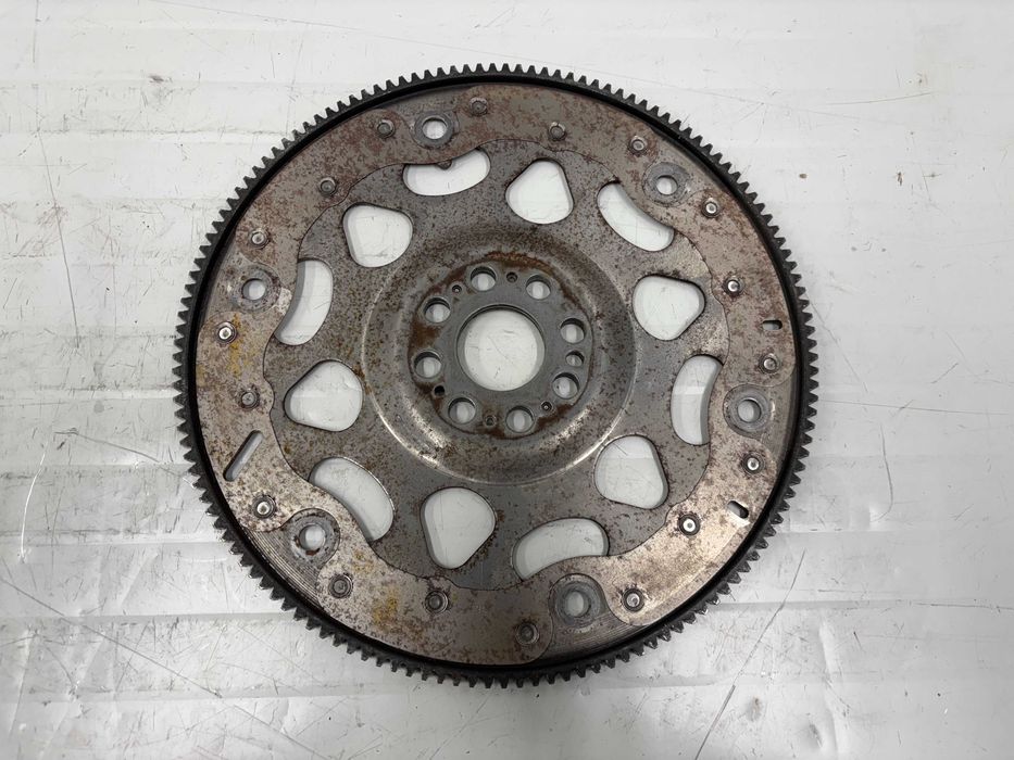 Маховик за БМВ Б47D Ф48 Ф39 Ф40 Ф45 BMW B47D F48 F39 F40 F45