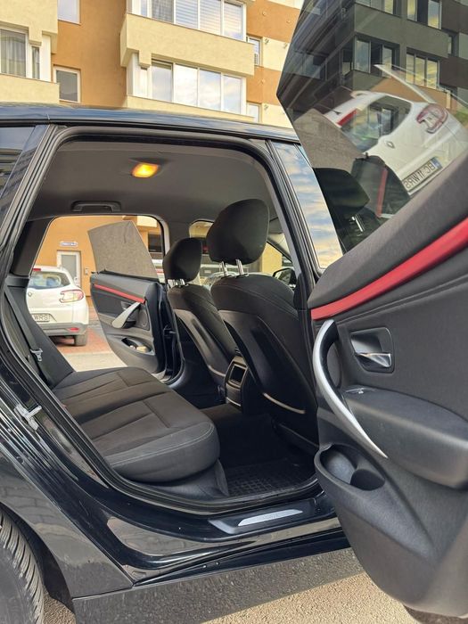 Vând BMW  seria 3 GT