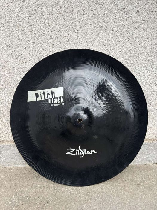 Чинели ZILDJIAN pitch black china 18"