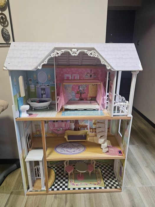 Голяма детска къщичка