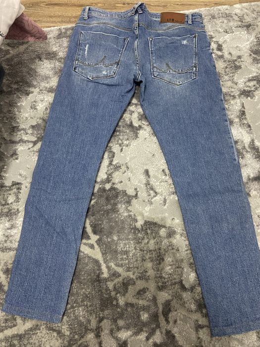 Blugi litle big ca noi