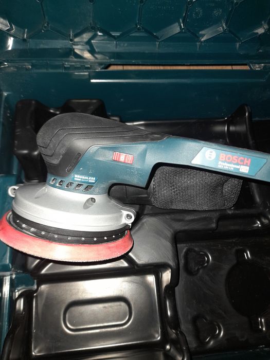 Corp șlefuitor  cu acumulator și variator de turatie Bosch GEX 18V- 125