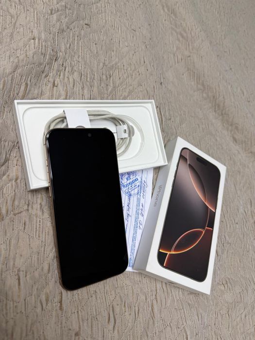 Продаю IPHONE 16 pro max 512gb в идеальном состояний