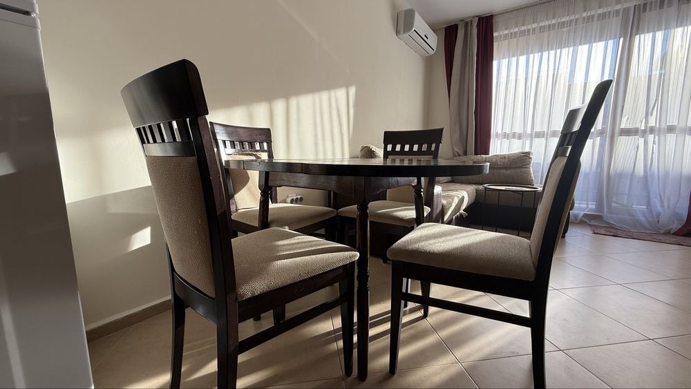 Диван, маса, 4 стола