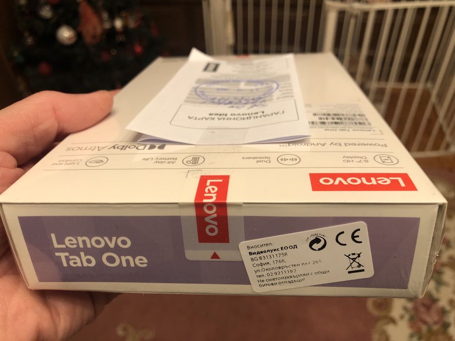 Таблет Lenovo Tab One ZAF10172GR - неотварян