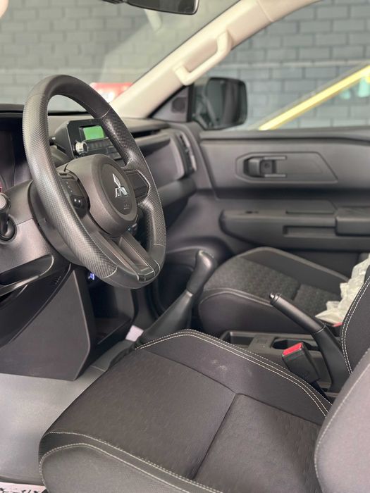 Mitsubishi L200 Pickup