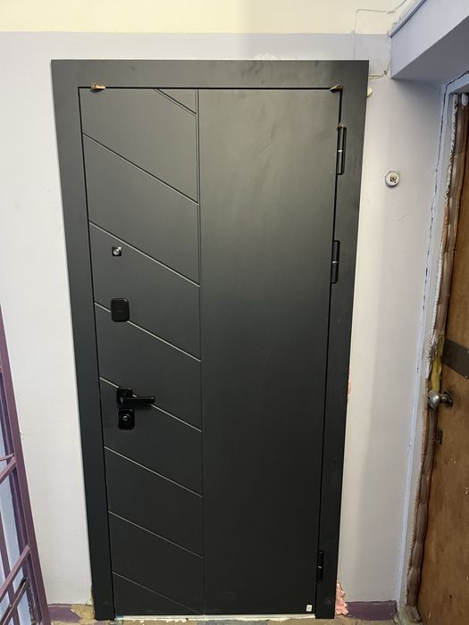 Установка Входных дверей