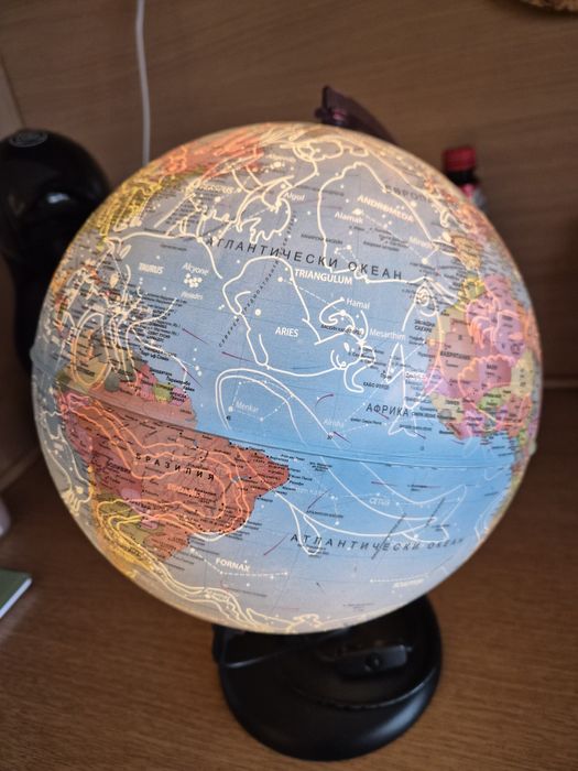 Глобус Ден и Нощ