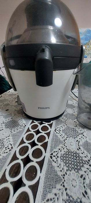 Продавам почти не ползвана сокоизтисквачка  Philips