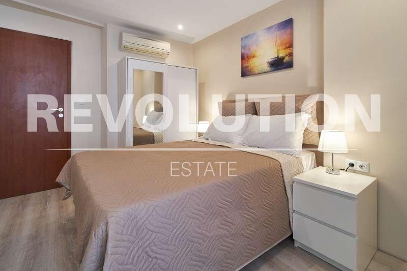 Дава се под наем Двустаен апартамент в Варна, Център - 55 кв.м за 560 € - Снимка #5