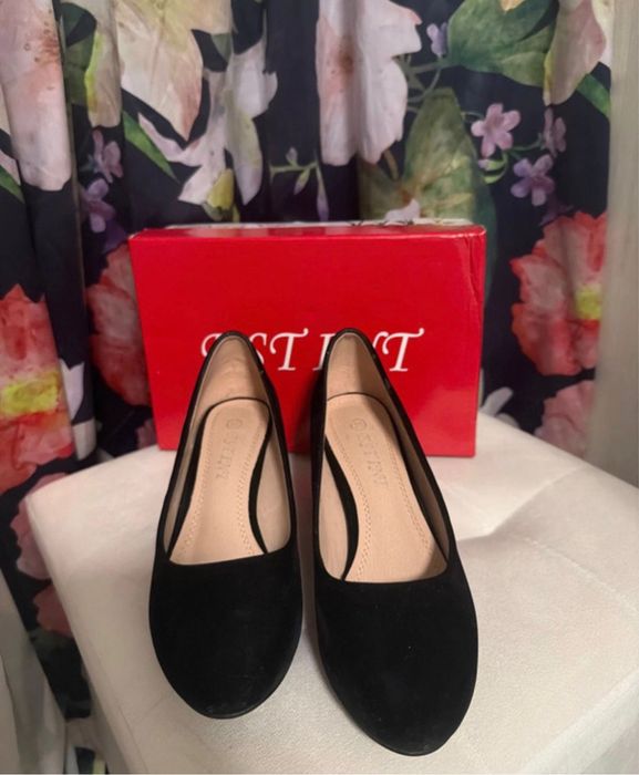 Pantofi marimea 36