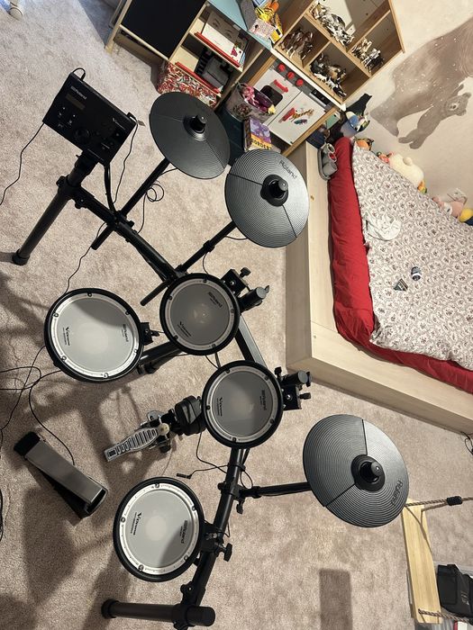 Roland TD-07DMK V-Drums Electronic Drum Kit – Excellent Condition
