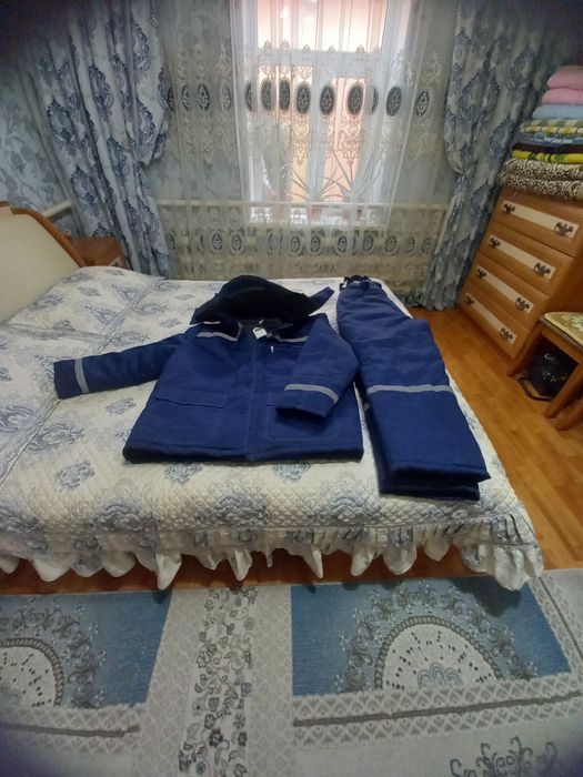 Продается спец одежда