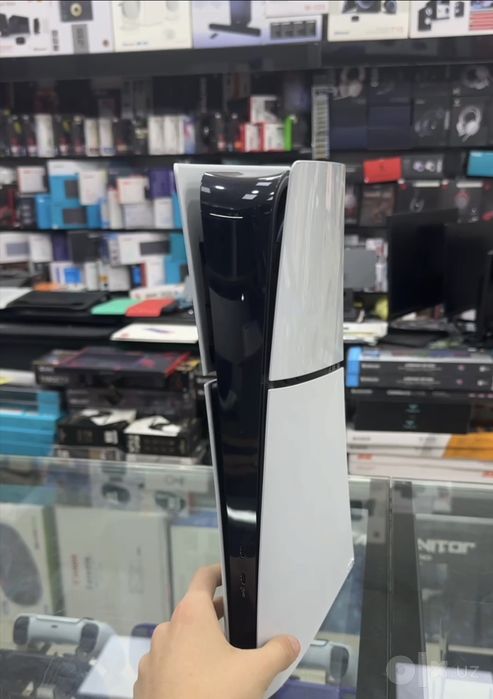 Playstation 5. 1 terabayt