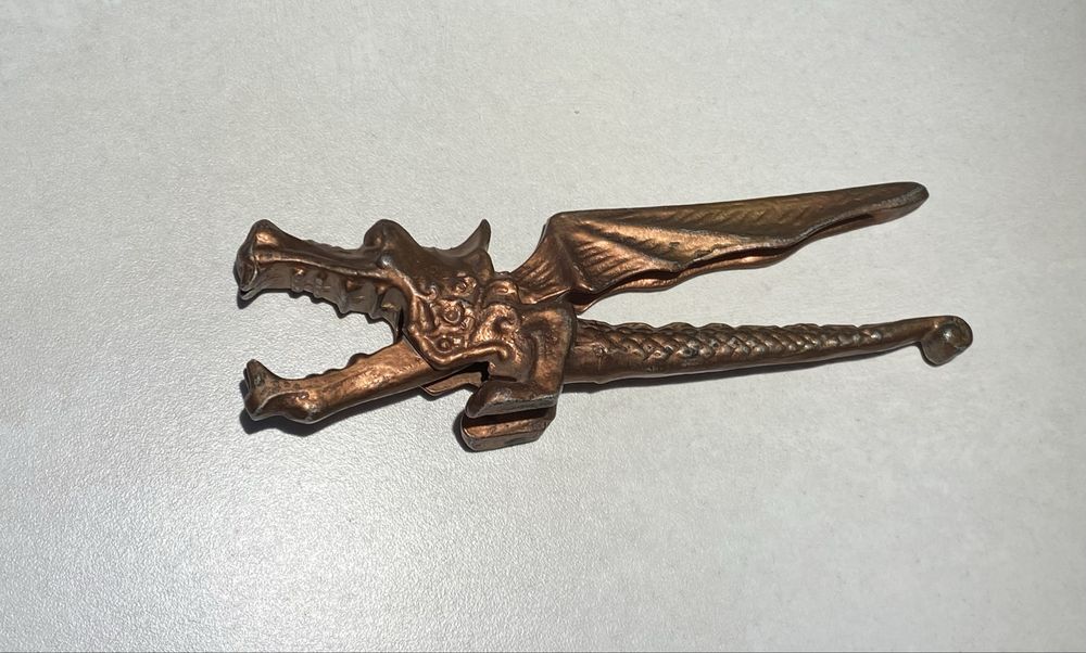 Продам орехокол Дракон СССР