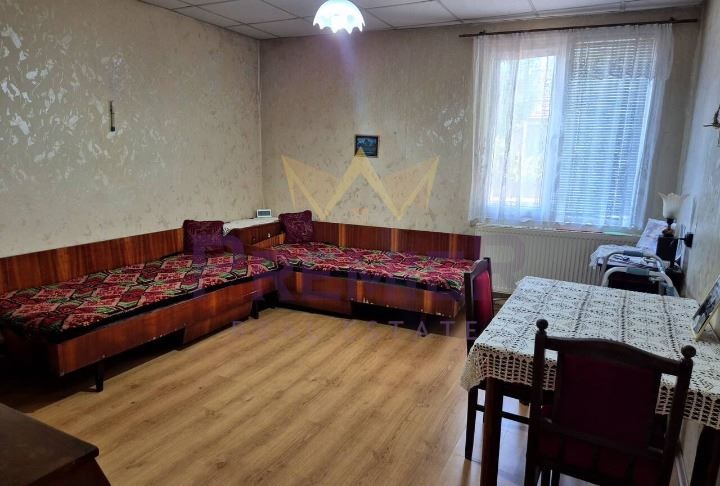 Продава се Къща в Камено - 60 кв.м за 1295 €/кв.м - Снимка #2