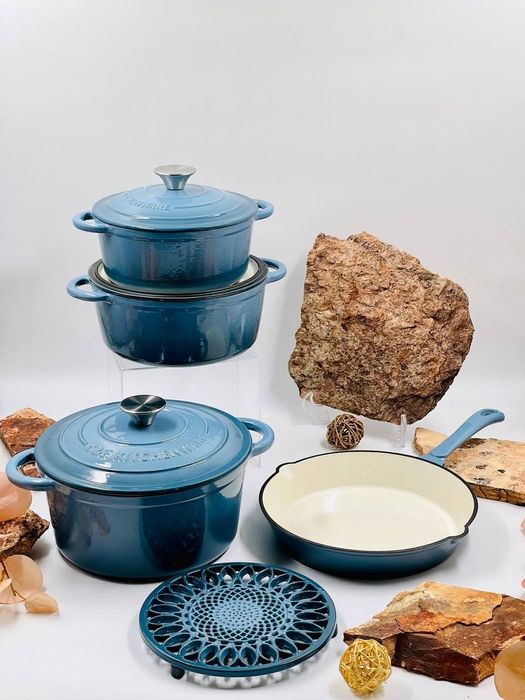 Глубокая чугунная кастрюля HOSSE

Материал покрытия: