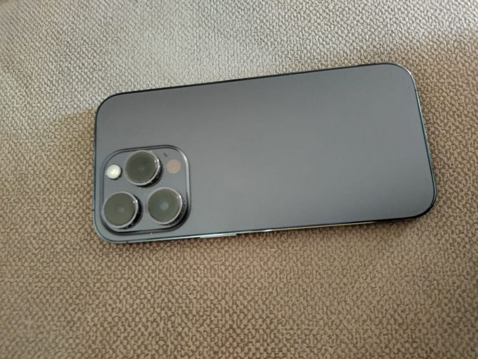 iPhone 14 pro 256 Mb