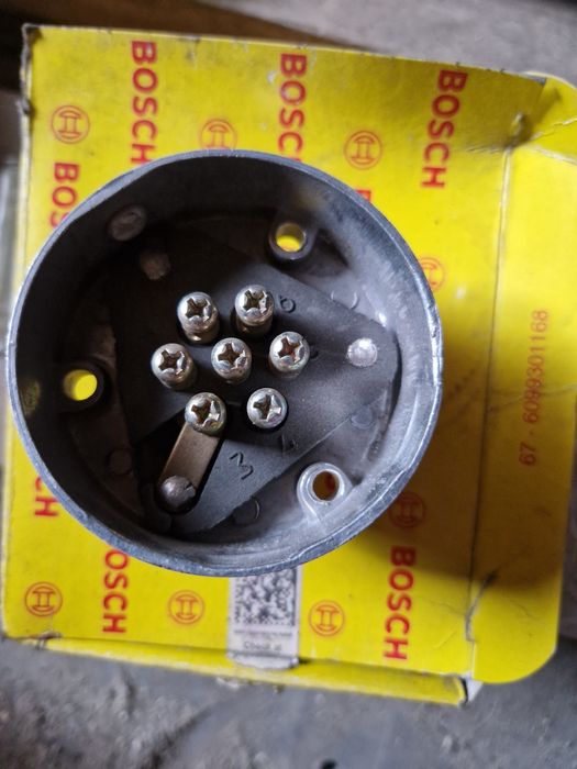 Розетка для прицепа новая