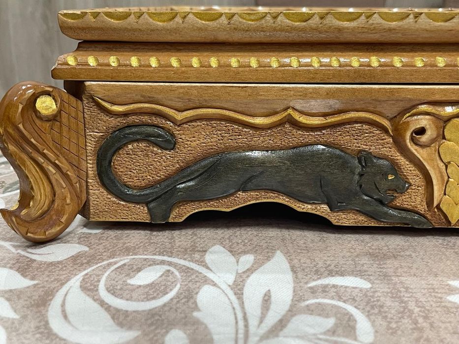 Продам шахматы в отличном состояние