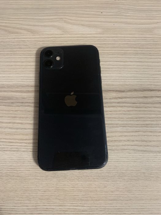 Продам телефон Iphone 11
