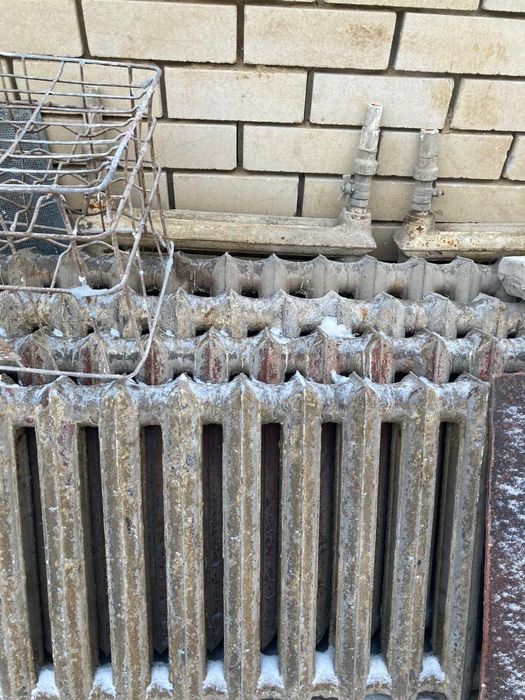 Продам батареи чугунные