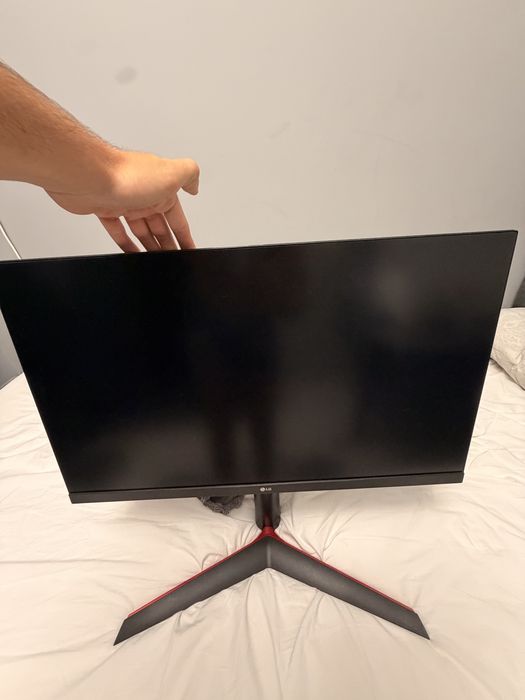 монитор LG Ultragear