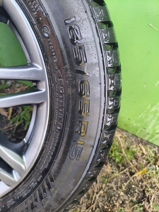 Продам зимнее колеса 185х65R15