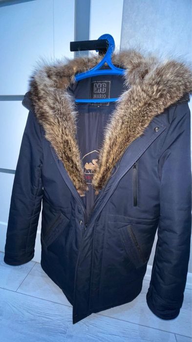 Продам куртку зима