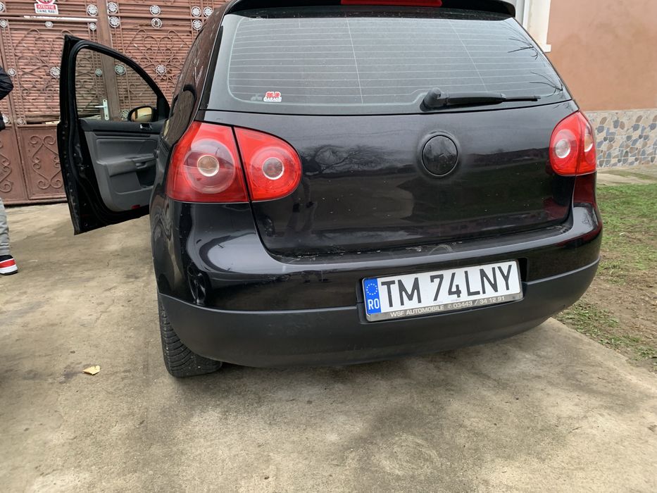 Vand sau schimb Golf 5