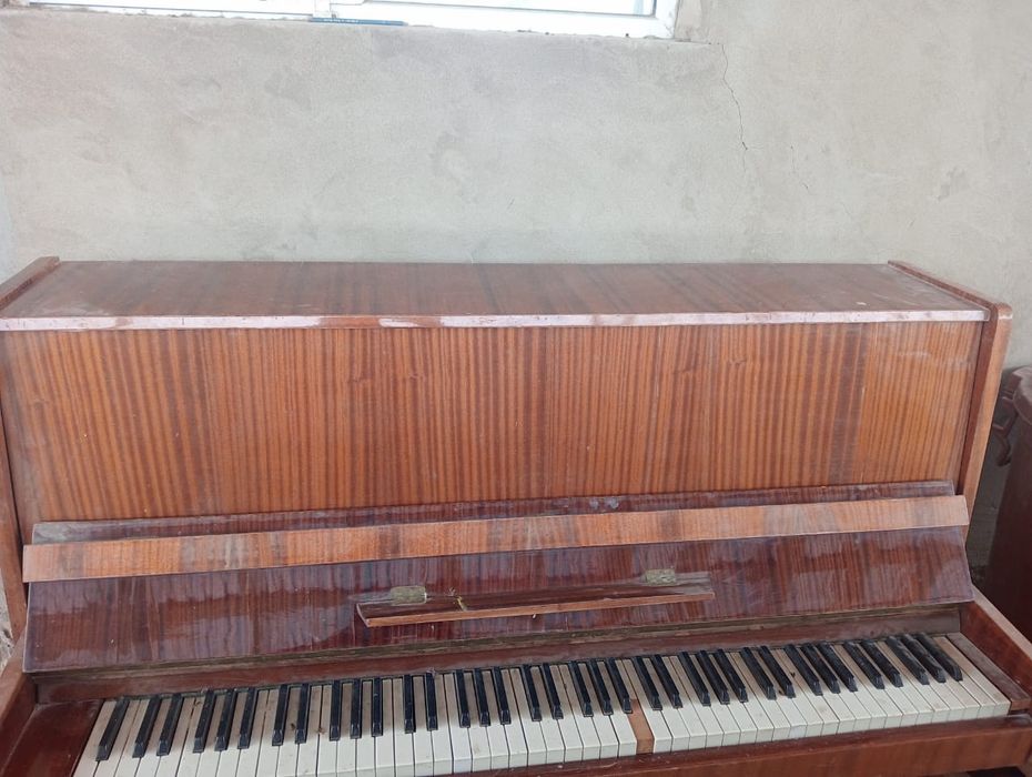 Пианино сатылады