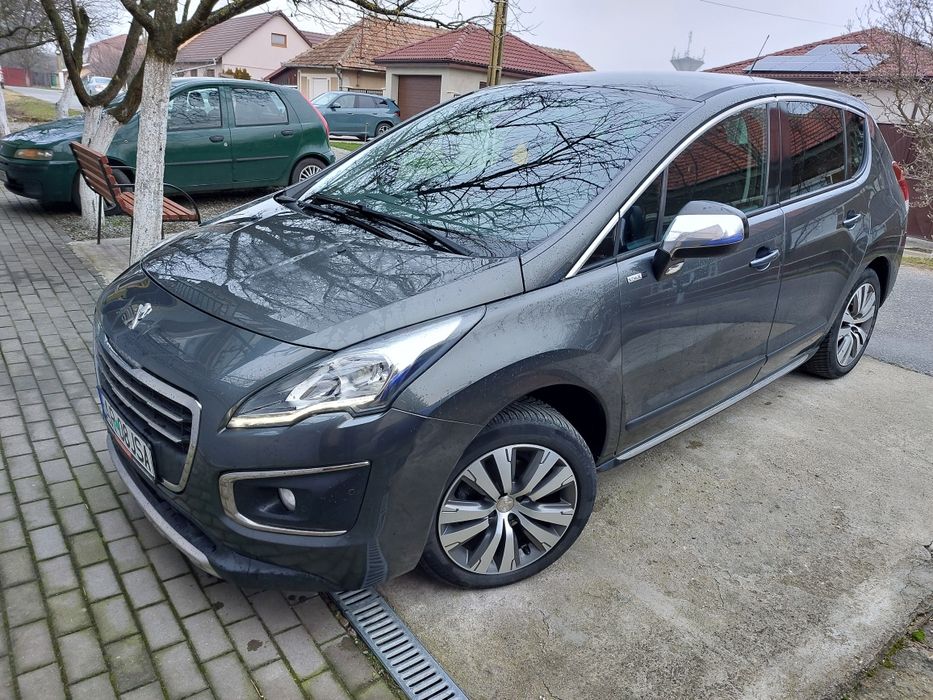 Peugeot 3008 1.2 benzina 130 CP tip STYLE an 2016