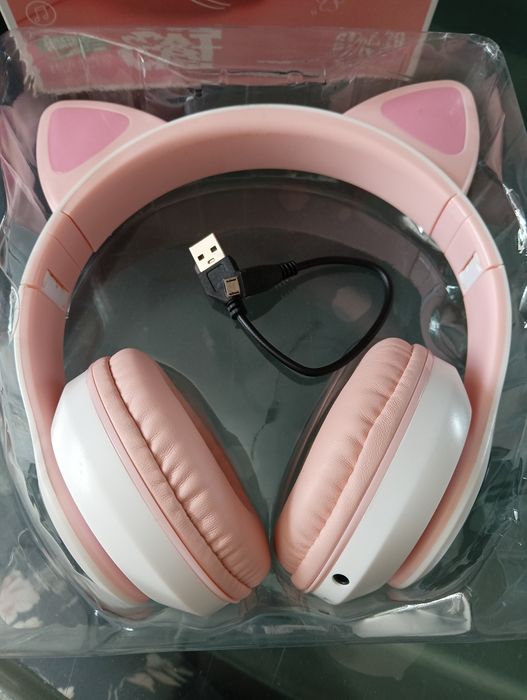 Безжични слушалки с котешки уши  Bluetooth  RGB светлини  шумопотискане микрофон бас VALA STN-28 розови