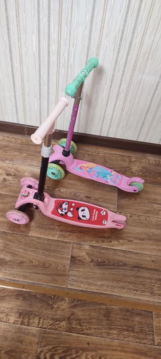 самокат детский .