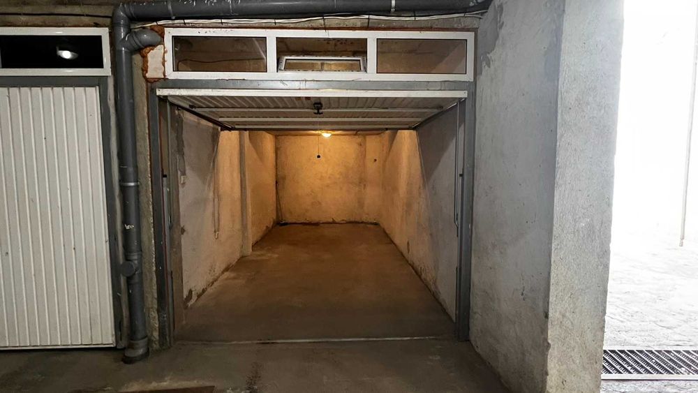 Гараж под наем - до голяма БИЛА, кв. Възраждане, ул. Дравска епопея